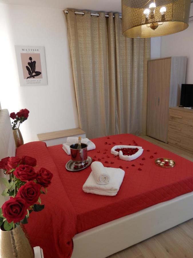 Caserta Royale Suite Exterior foto